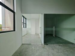 Interlocal Centre (D5), Warehouse #523352241